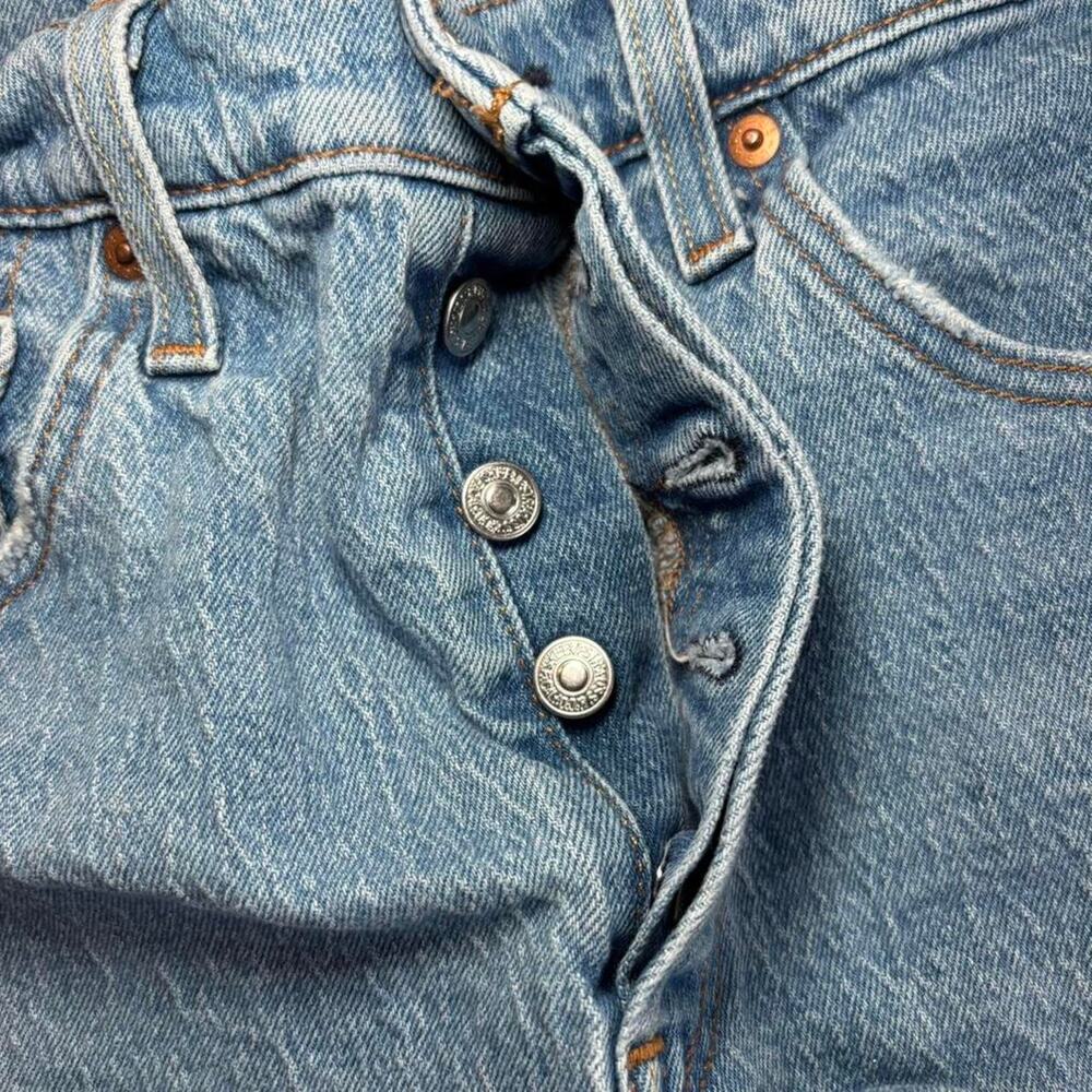 Levi's 501 Women W30 Blue Denim Shorts Casual Everyday Summer - Picture 5 of 8